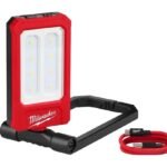 Milwaukee Low-Profile Task Light