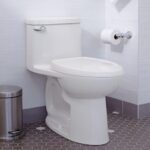 American Standard Cadet 3 Toilet Seat - Image 2